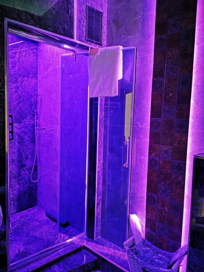 Crystal Central Apartment ブラショフ エクステリア 写真